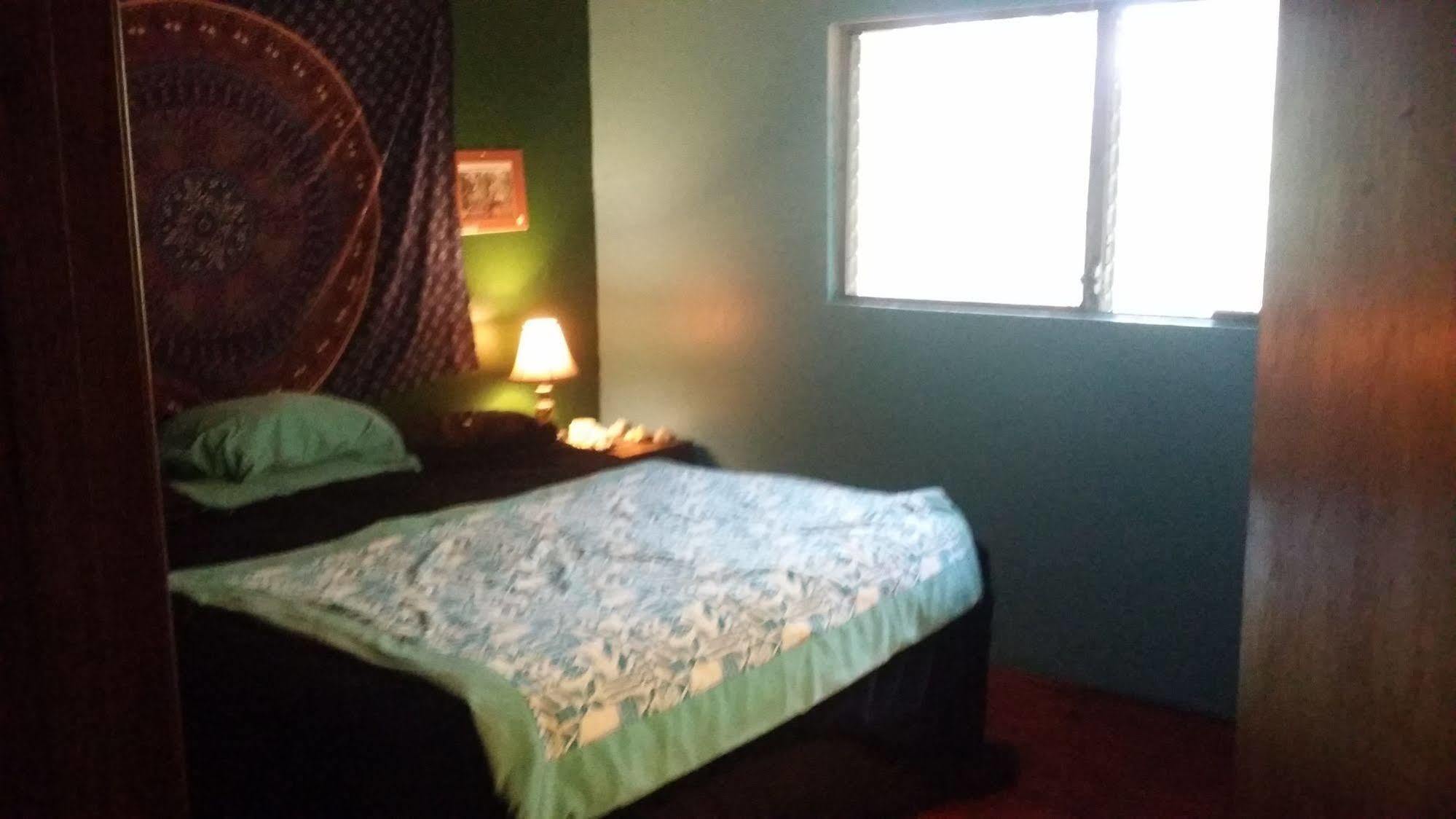 Hale Hale Hostel Pahoa Esterno foto